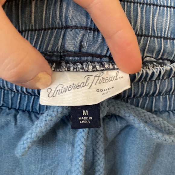 Universal Thread shorts - Picture 3 of 5